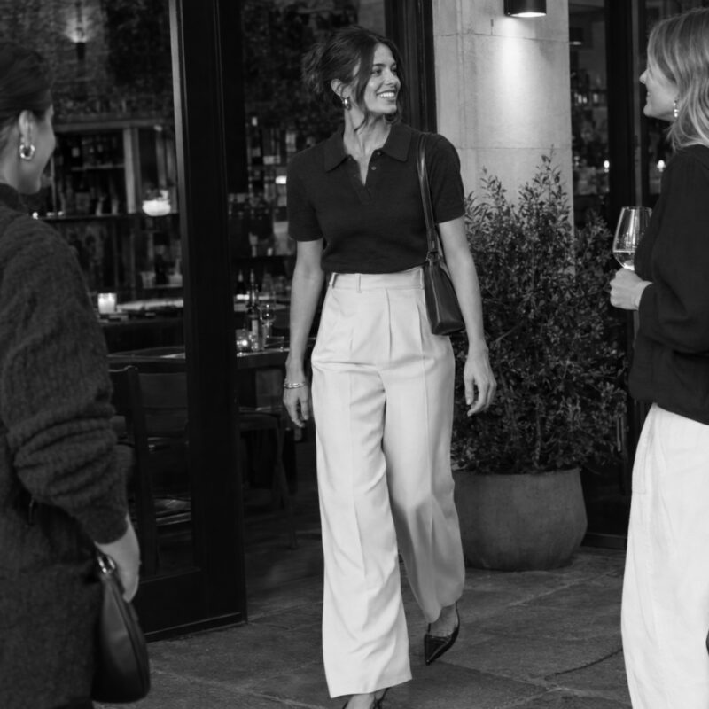 what-to-wear-when-a-casual-invitation-feels-slightly-dressier